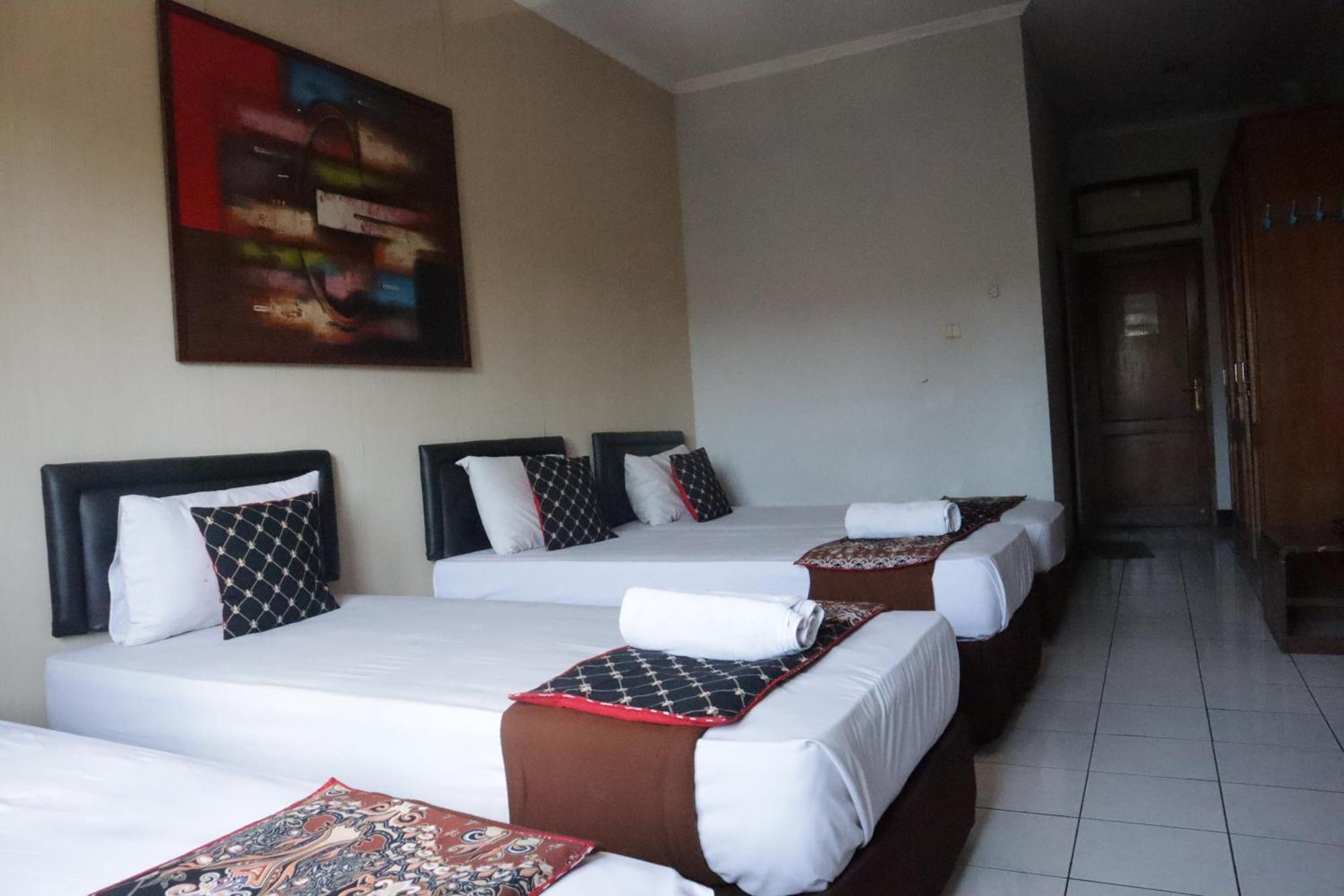 Bumi Kitri Hotel 2*